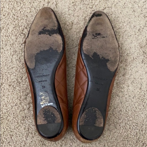 Burberry Quilted Black Flats - Picture 5 of 5